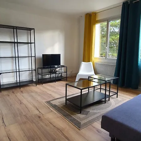 Calme 3 Avec Lit Double Wifi - Parking Facile Apartment