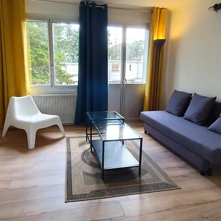 Apartment Calme 3 Avec Lit Double Wifi - Parking Facile